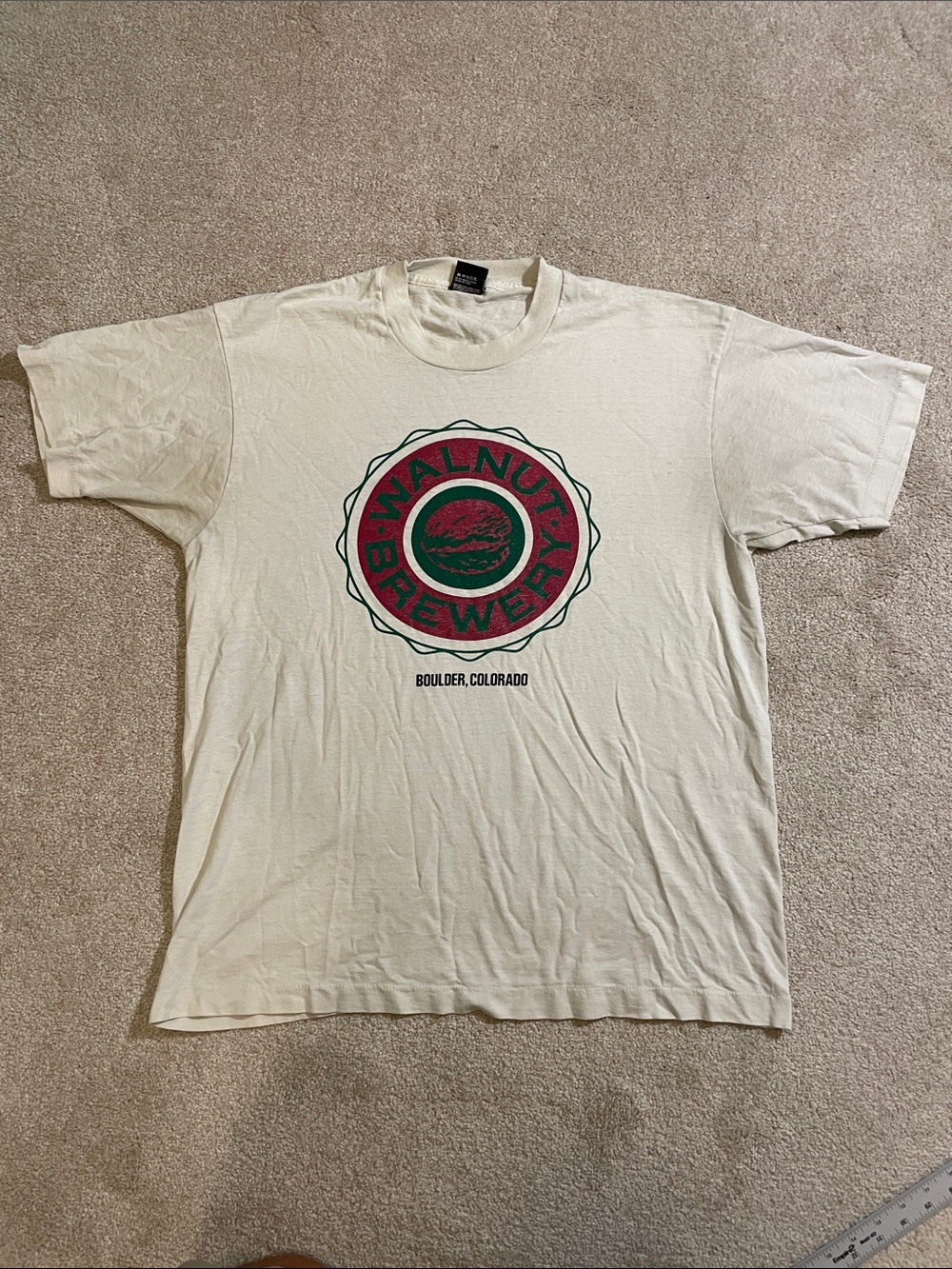 Vintage single stitch Walnut Brewery Screen Stars tee